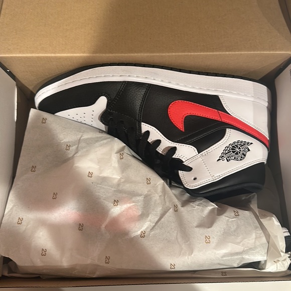 Air Jordan 1 mid - Picture 6 of 7